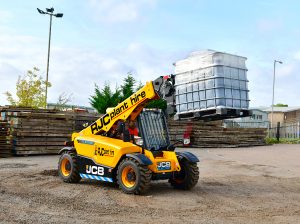 Read more about the article RJC Plant Hire very happy with JCB electric Loadall full day battery life on single charge